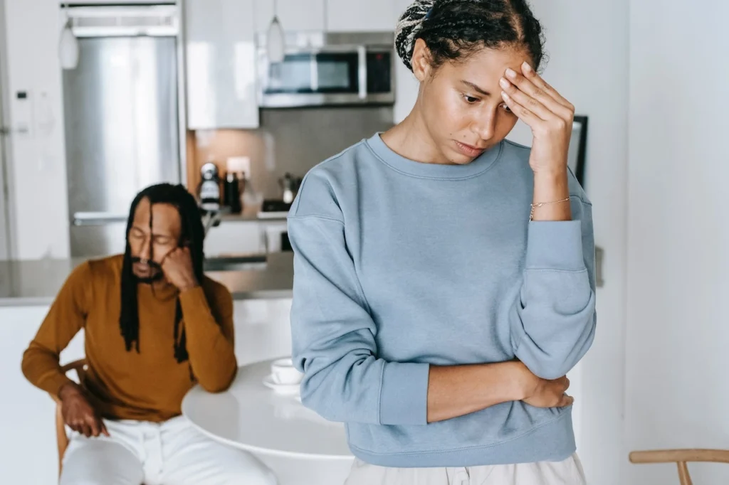 13 Relationship Issues, How To Avoid Them and Solutions 4 A couples feeling unhappy